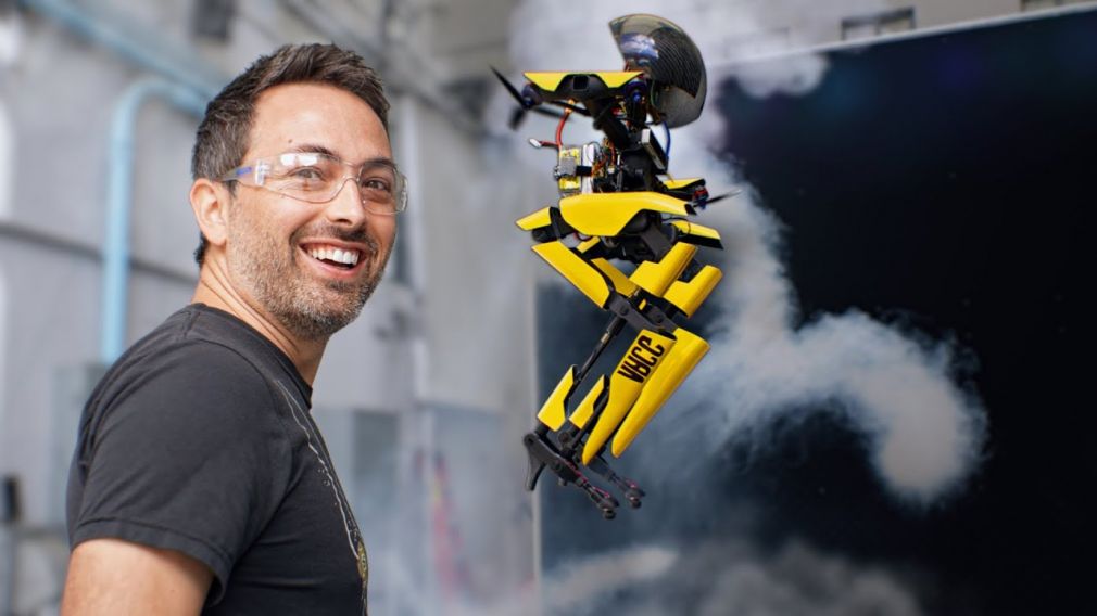 A robotok svájci bicskája - Ez nem csak egy drón lábakkal - Ez a robot sétál, repül, gördeszkázik, kötéltáncol.