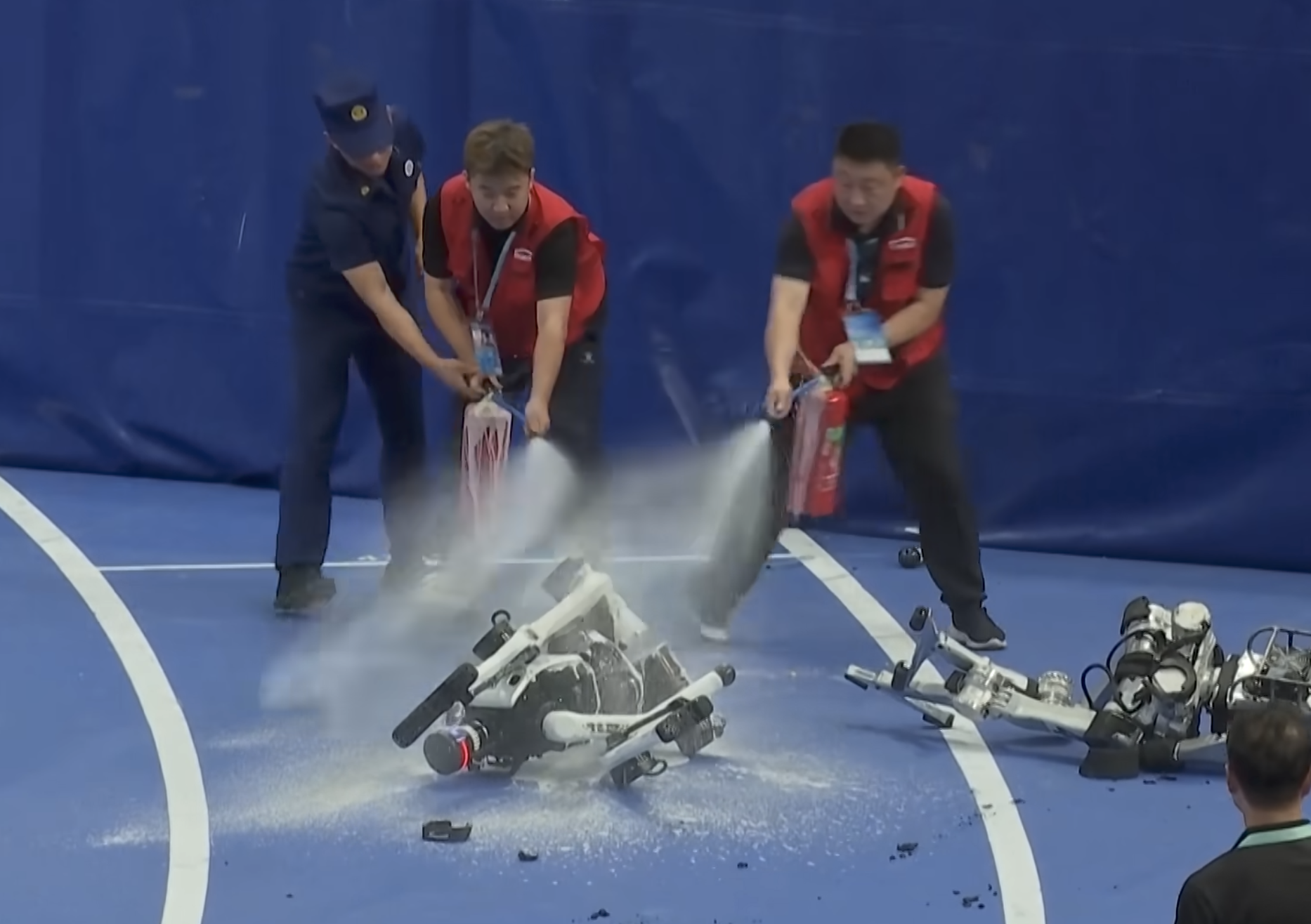 Nem minden ment zökkenőmentesen a tokiói robotjátékokon